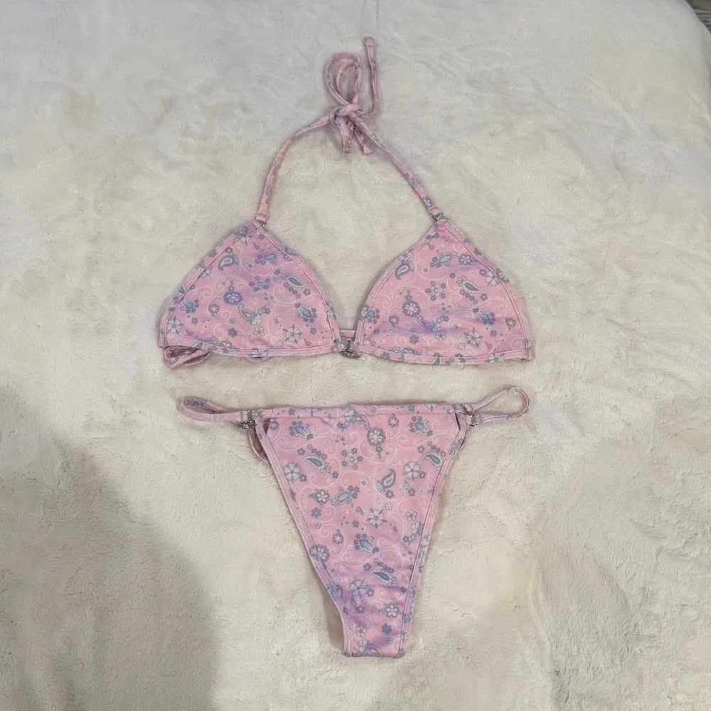 Frankies Bikinis new without